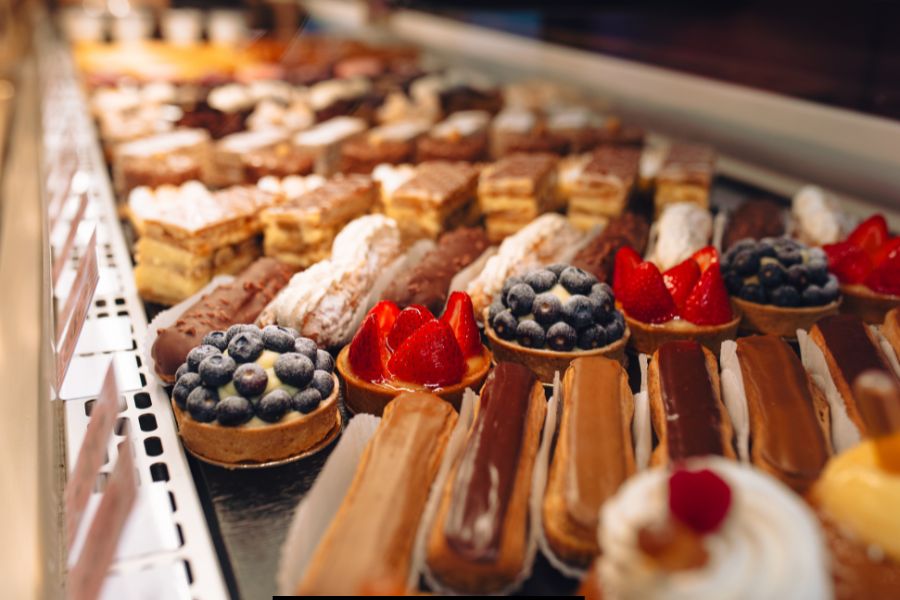 Guida ai Bar con Pasticceria Artigianale: 5 Tappe Imperdibili