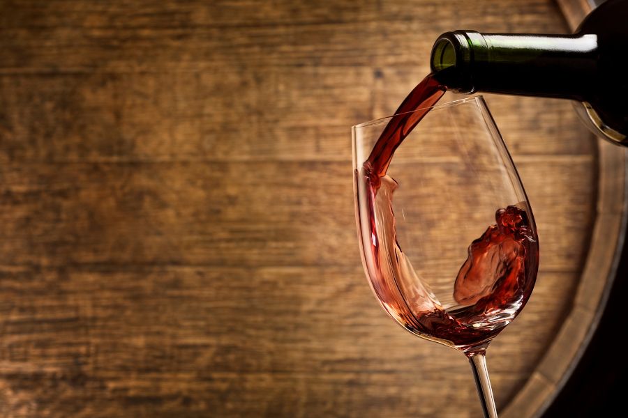 Scoprire i sapori autentici: degustazione di vini in cantina in Valle d’Itria