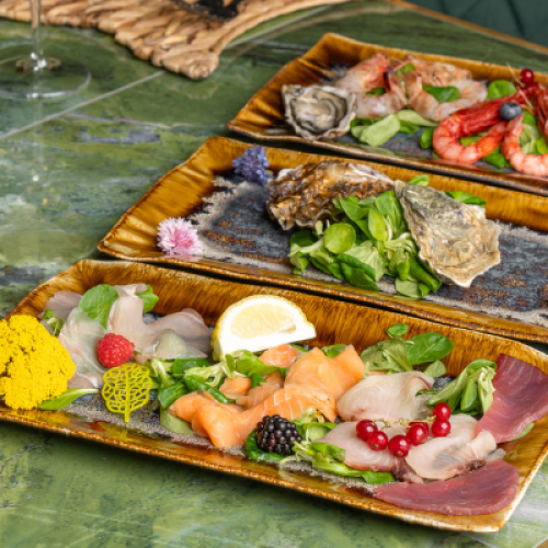 Il piacere di un aperitivo gourmet: dove gustare il pesce crudo a Riccione centro