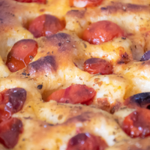 Focacce Tipiche Pugliesi A San Vito Al Tagliamento: Un Gusto Unico da Provare