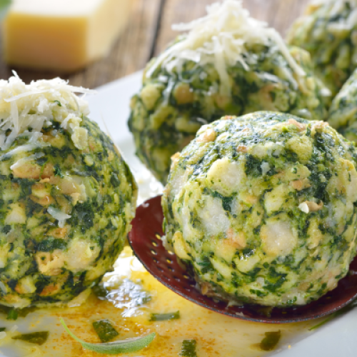 Un viaggio nel gusto: alla scoperta della cucina tipica tirolese a Vandoies