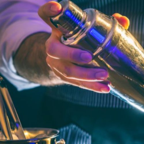 Cocktail Bar a Passo del Tonale: Il Luogo Ideale per Rilassarsi e Gustare Deliziosi Cocktail