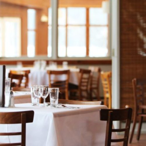 Scopri i Piatti della Cucina Tipica Piemontese a Alba: Un Viaggio nei Sapori Locali